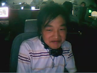 小V